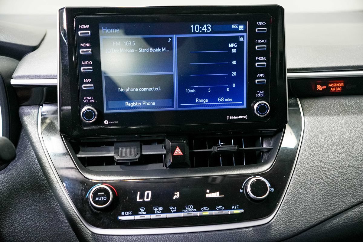 Used 2021 Toyota Corolla LE FWD image 21