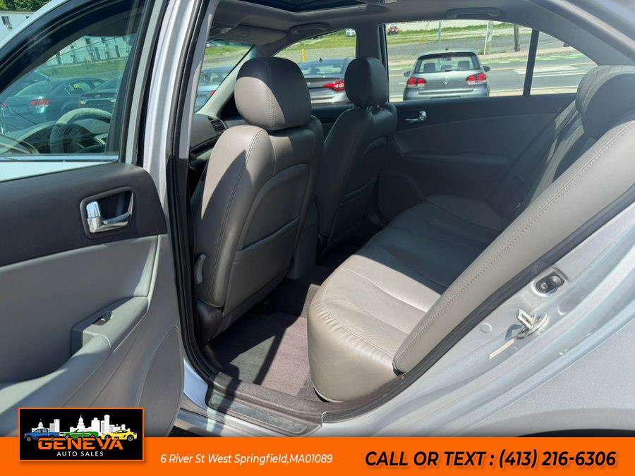 Used 2009 Hyundai Sonata Limited FWD image 14