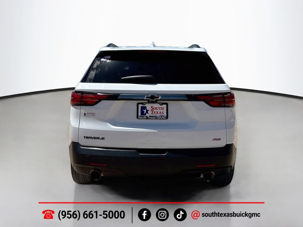 Used 2023 Chevrolet Traverse RS FWD image 7