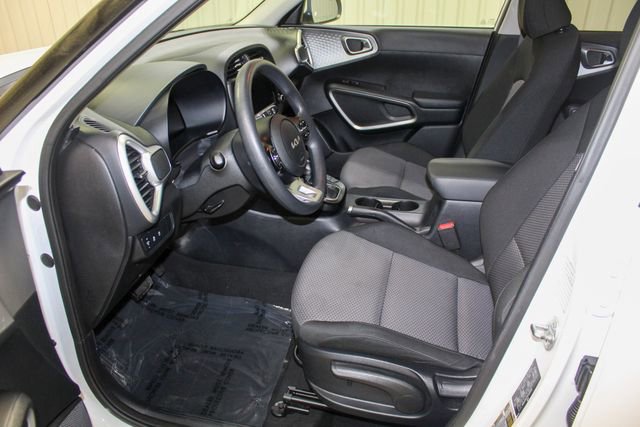 Used 2024 Kia Soul LX w/ Option Group 015 image 9
