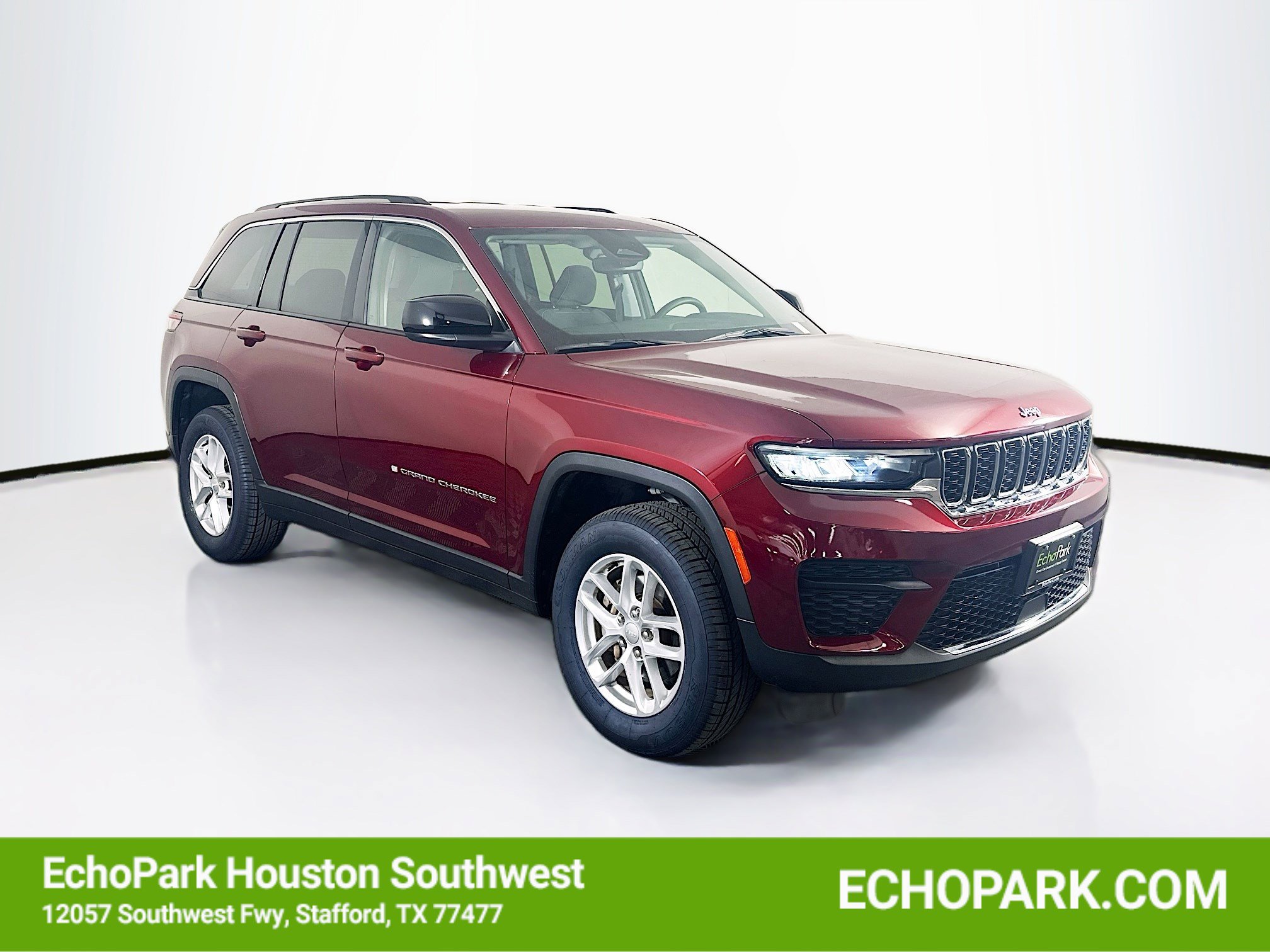 Used 2023 Jeep Grand Cherokee Laredo