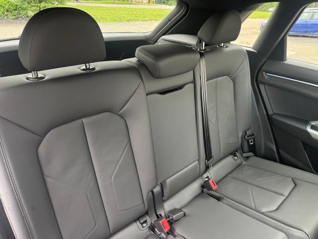 Used 2023 Audi Q3 2.0T Premium Plus AWD/4WD image 32