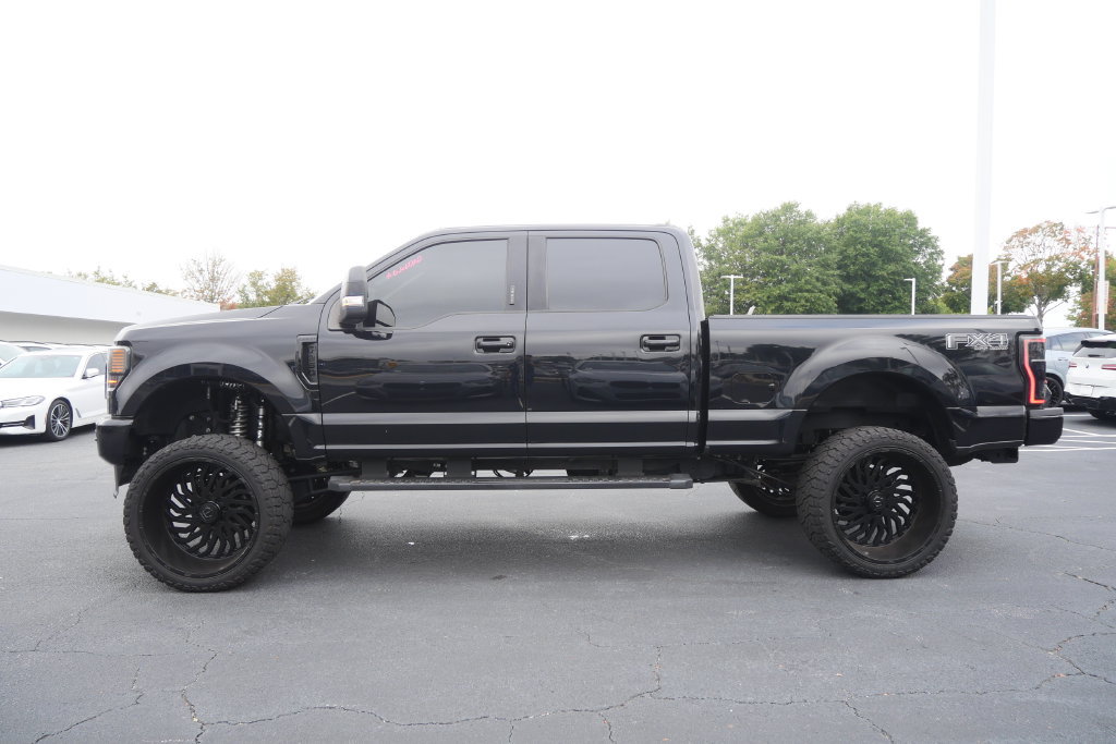 Used 2022 Ford F250 Lariat w/ Black Appearance Package AWD/4WD image 8