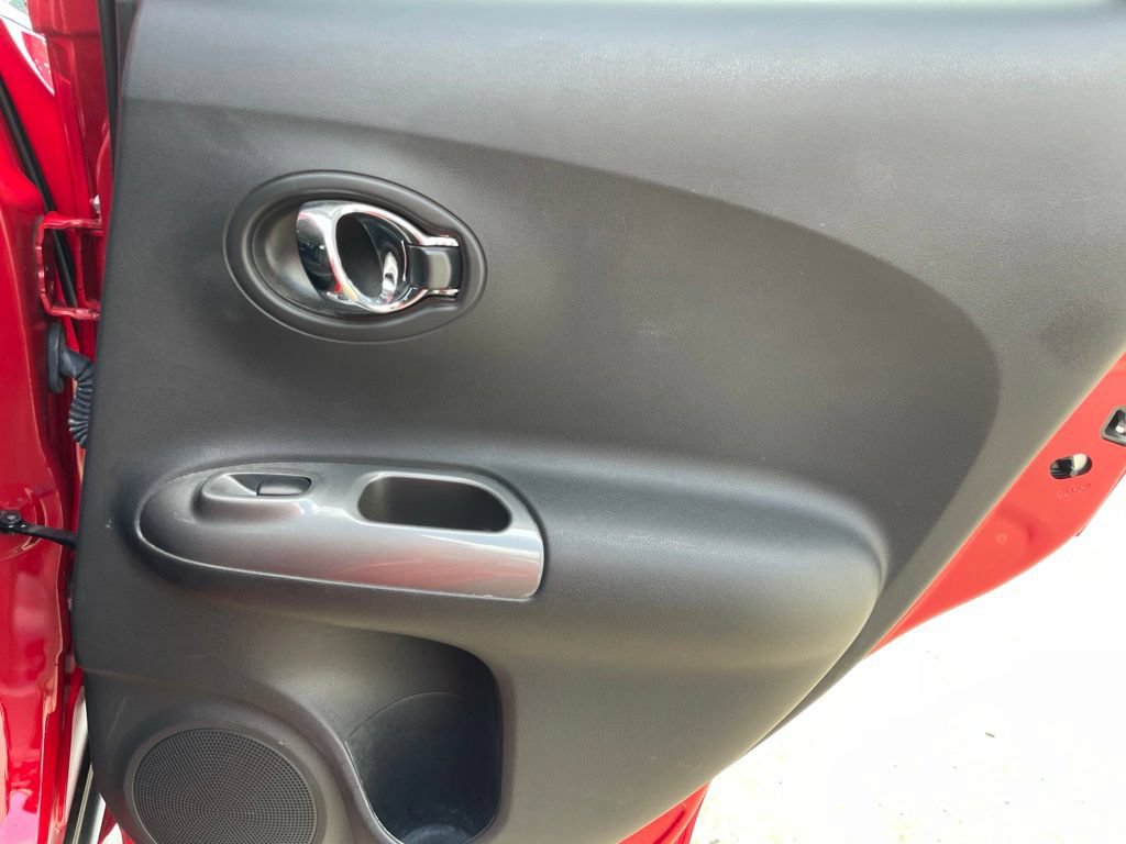 Used 2016 Nissan Juke SV w/ Technology Package FWD image 23