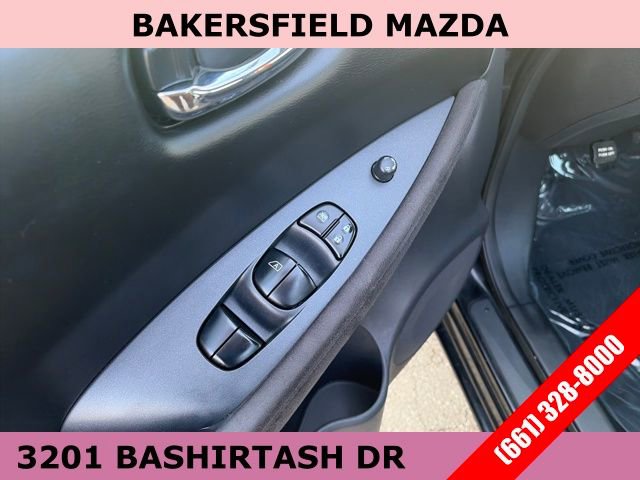 Used 2016 Nissan Leaf S w/ Charger Package image 11