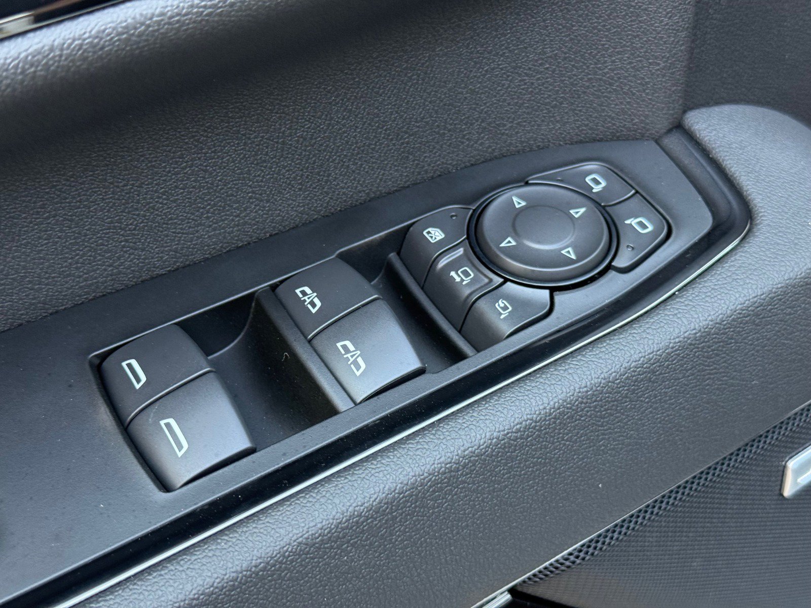 New 2026 GMC Sierra 2500 AT4 w/ AT4 Premium Plus Package image 12