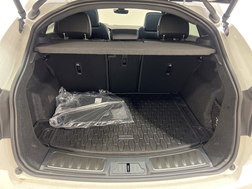 New 2024 Jaguar E-PACE R-Dynamic SE image 29