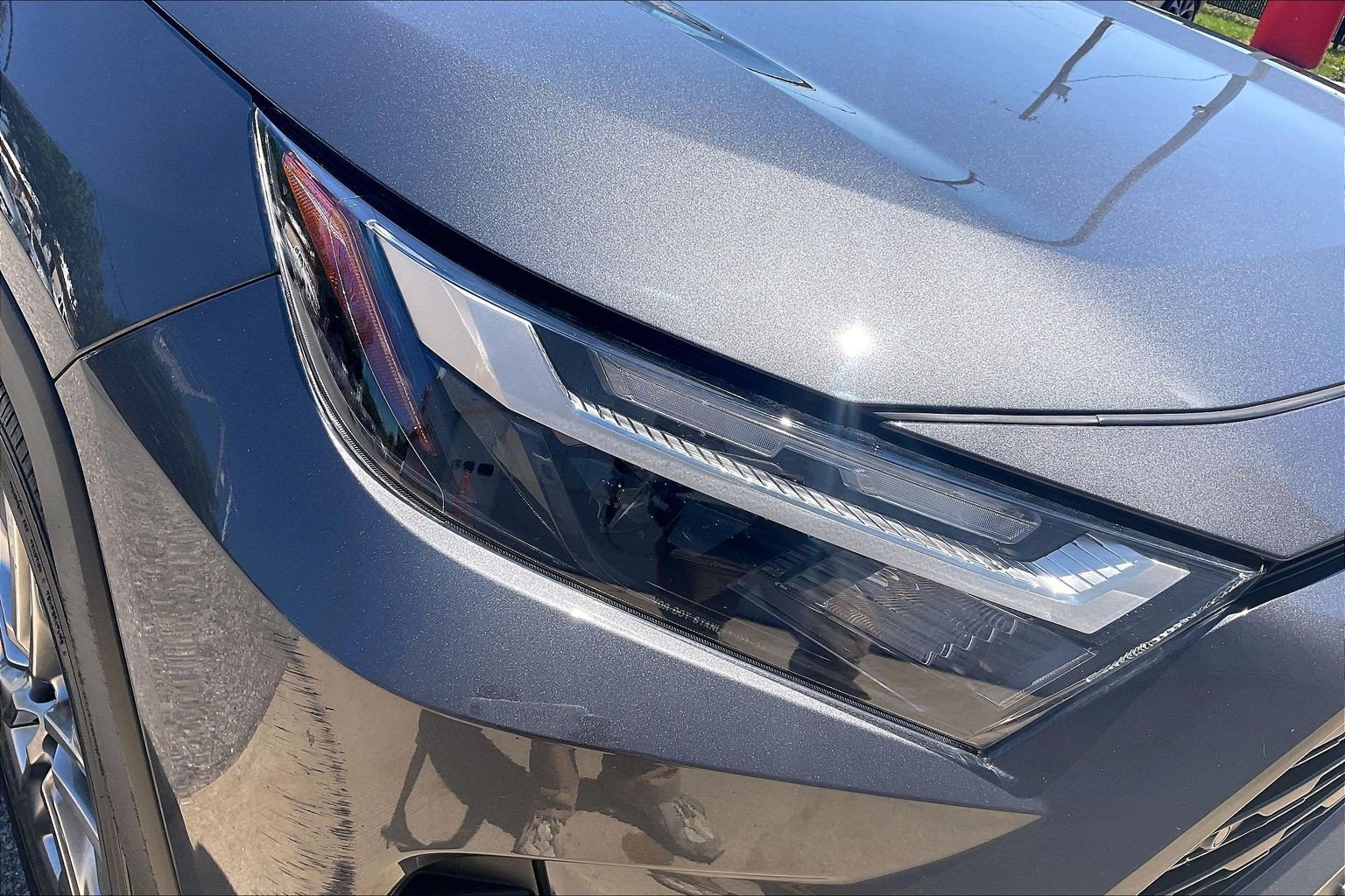 Used 2025 Toyota RAV4 XLE Premium w/ Weather Package AWD/4WD image 33