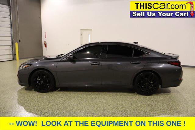 Used 2022 Lexus ES 350 F Sport image 4