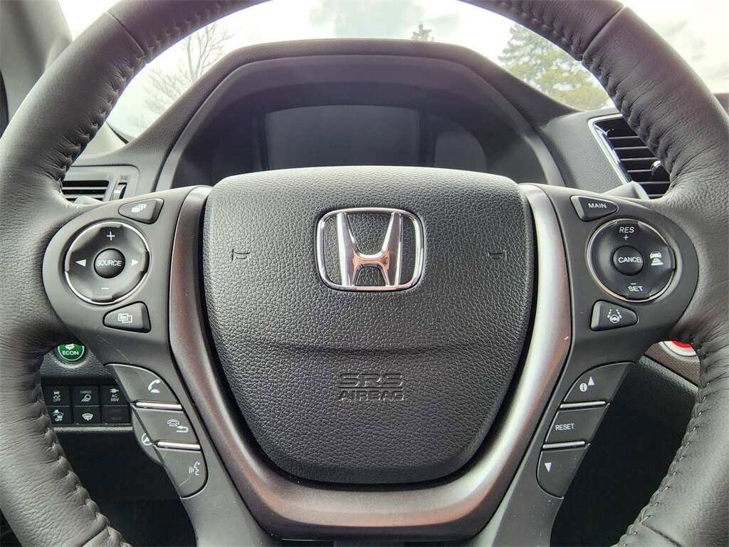 Used 2023 Honda Ridgeline RTL-E image 25