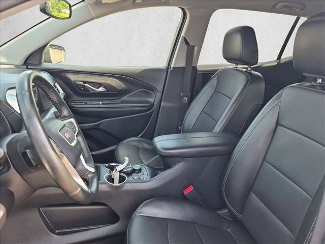 Used 2024 GMC Terrain SLT AWD/4WD image 16