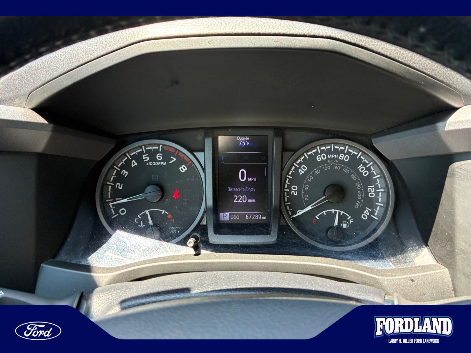 Used 2020 Toyota Tacoma TRD Off-Road w/ TRD Premium Off Road Package AWD/4WD image 10