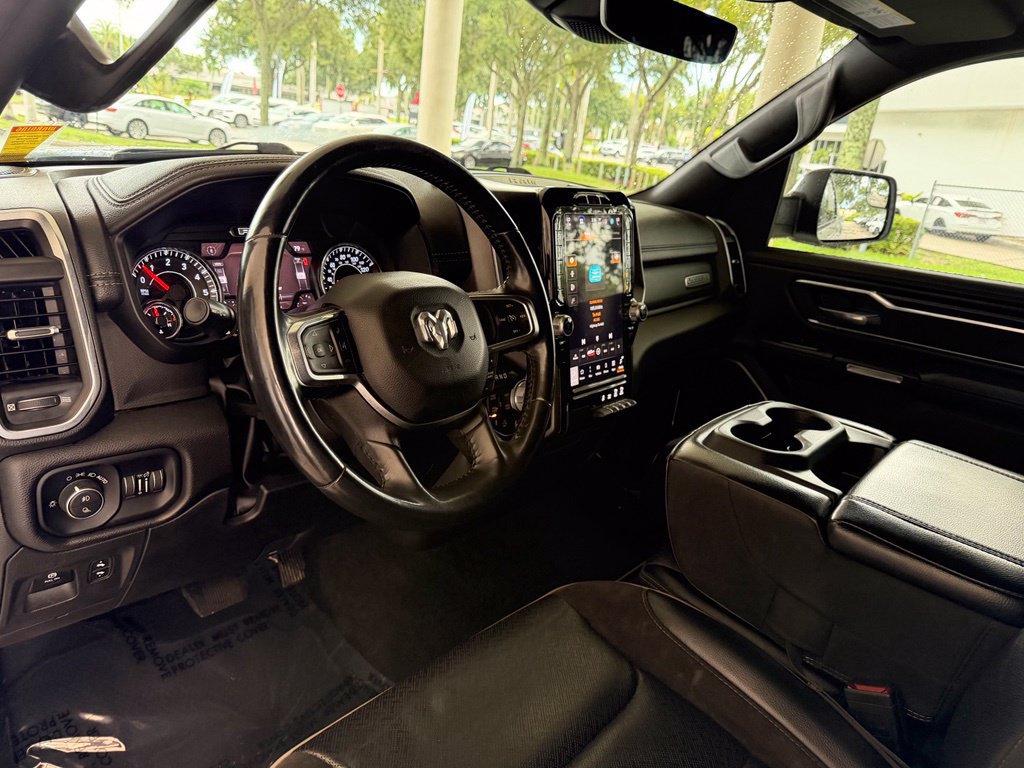 Used 2023 RAM 1500 Laramie AWD/4WD image 7