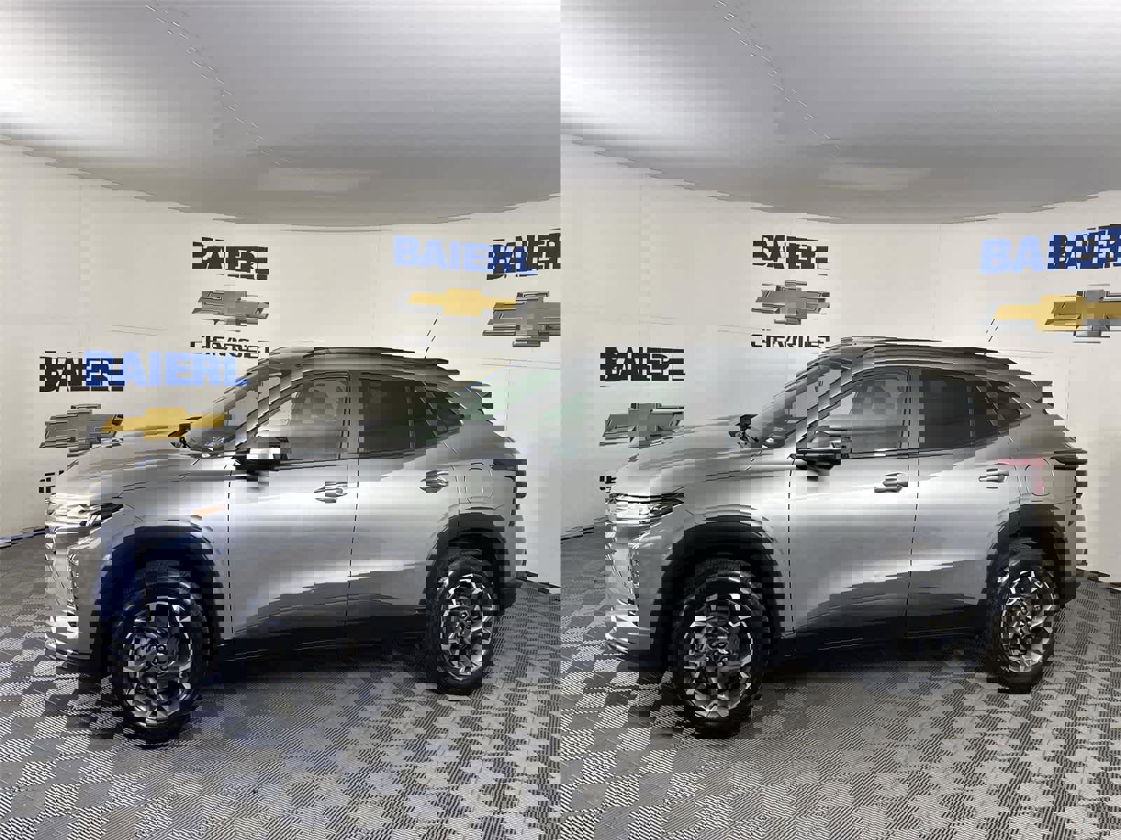 Certified 2024 Chevrolet Trax LT w/ Driver Confidence Package image 2