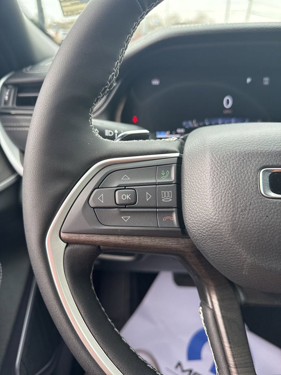 New 2026 Jeep Grand Cherokee L Limited AWD/4WD image 21