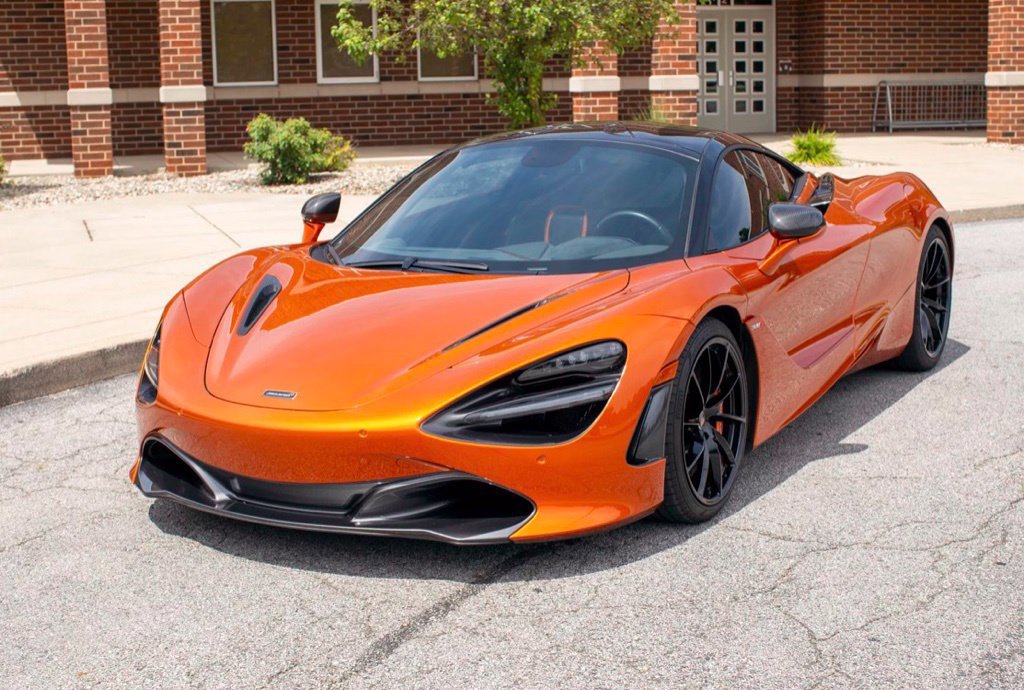 Used 2018 McLaren 720S Performance RWD image 3