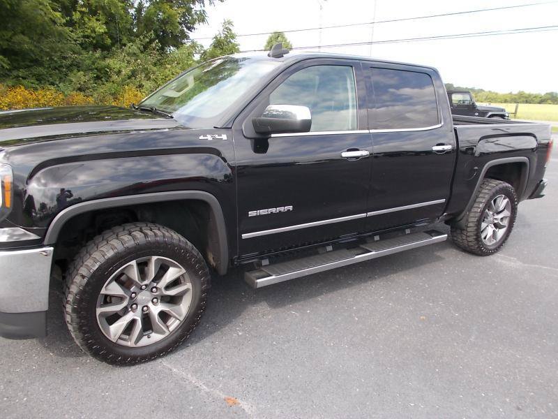 Used 2017 GMC Sierra 1500 SLT w/ SLT Premium Package AWD/4WD image 7