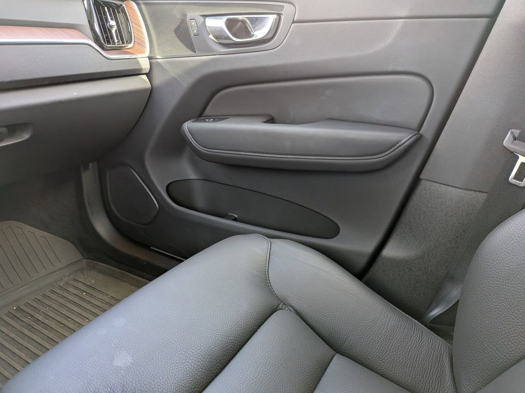 New 2024 Volvo XC60 T8 Plus w/ Protection Package Premier image 7