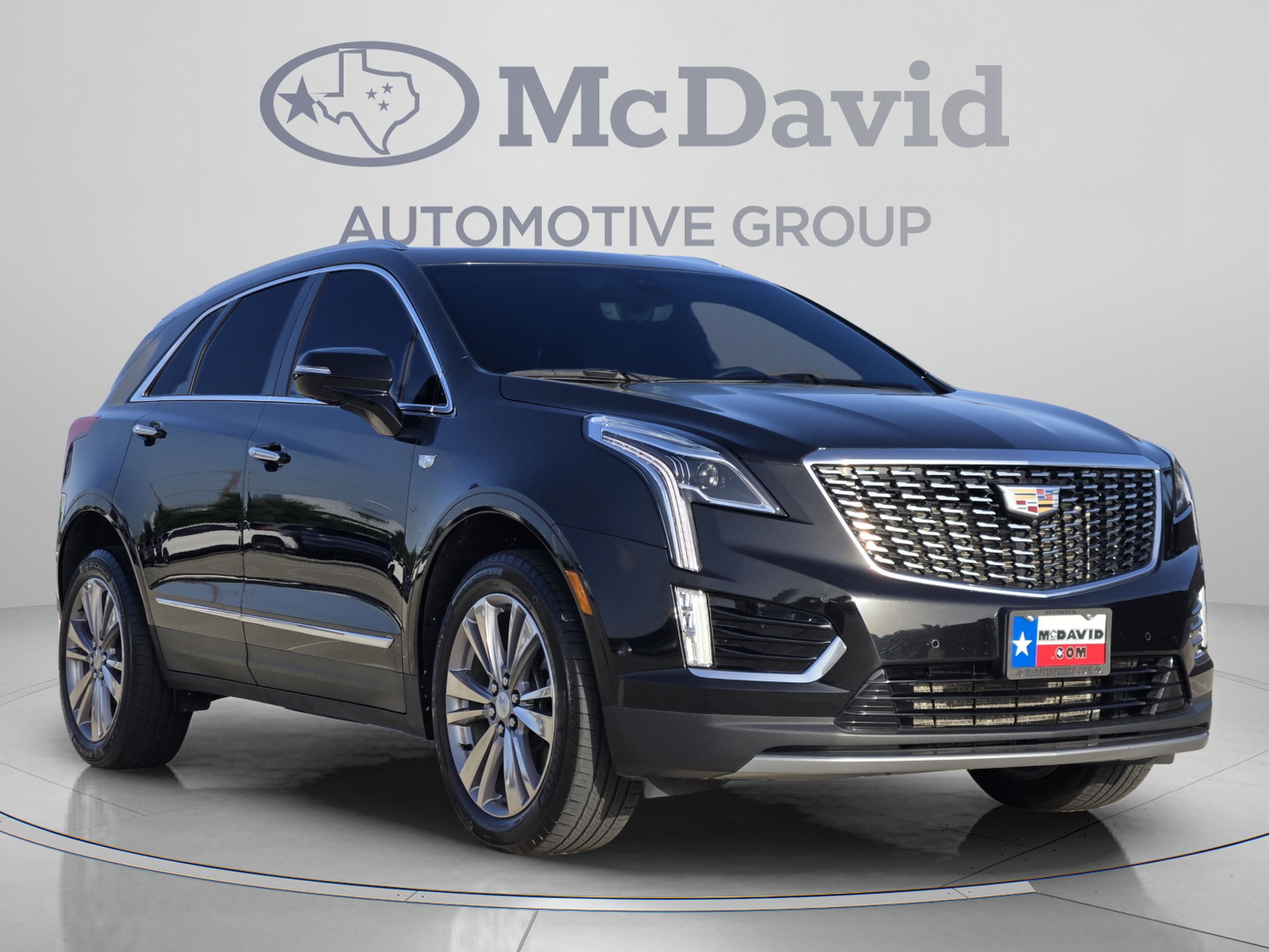 Used 2023 Cadillac XT5 Premium Luxury w/ Technology Package FWD image 7