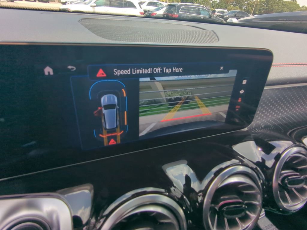 Used 2024 Mercedes-Benz EQB 300 4MATIC image 7