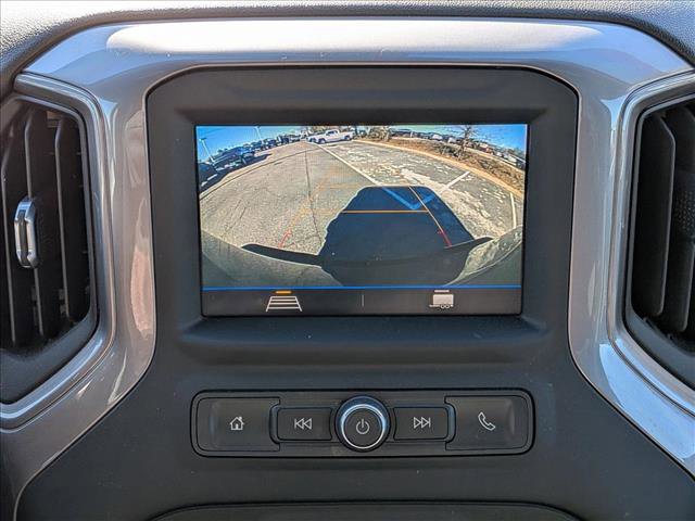 Used 2022 Chevrolet Silverado 2500 Custom w/ Custom Value Package image 12