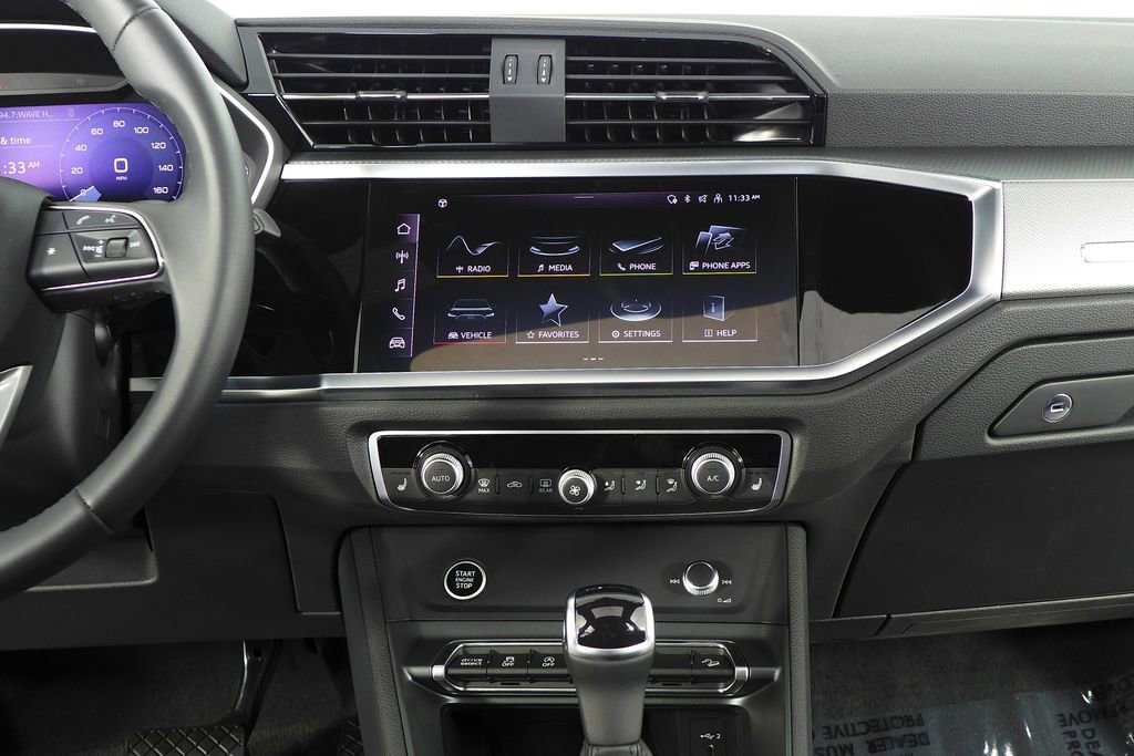 Used 2025 Audi Q3 2.0T Premium w/ Convenience Package AWD/4WD image 26