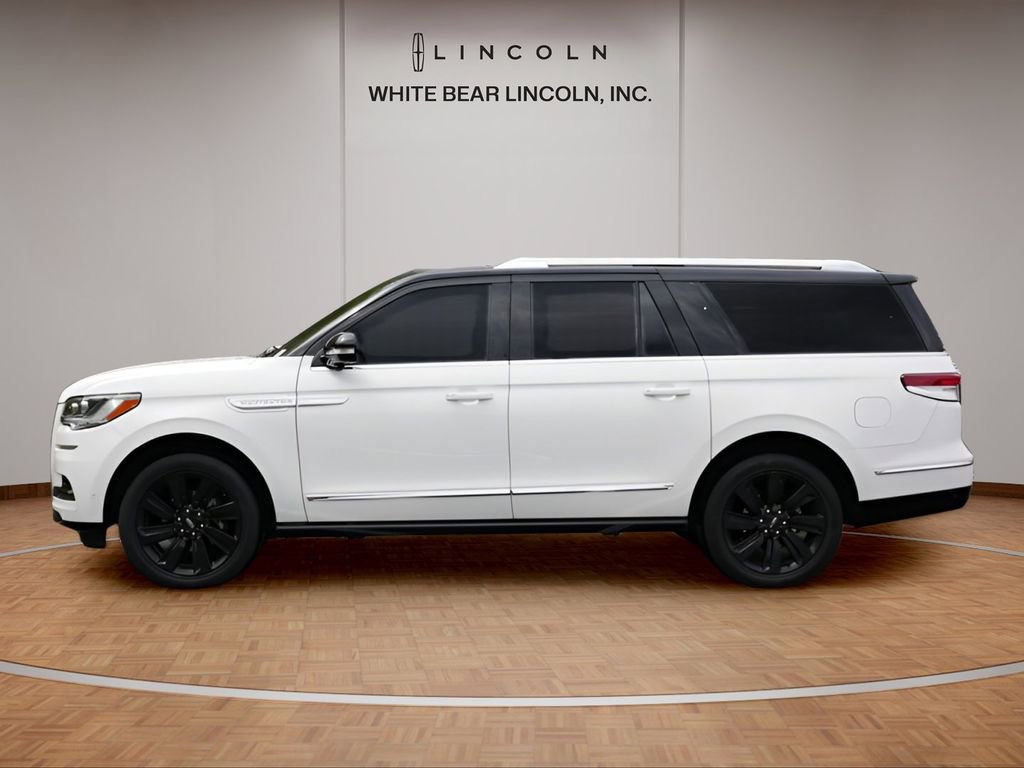 Used 2024 Lincoln Navigator L Reserve AWD/4WD image 15