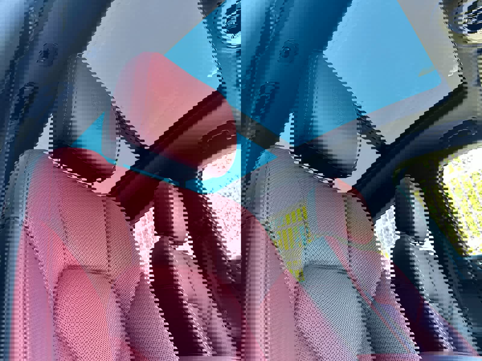 Used 2025 Porsche Macan image 18