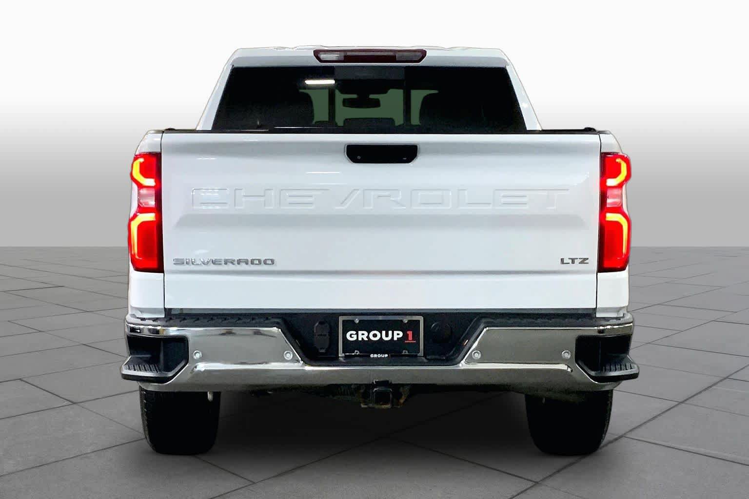 Used 2021 Chevrolet Silverado 1500 LTZ w/ LTZ Convenience Package II AWD/4WD image 5