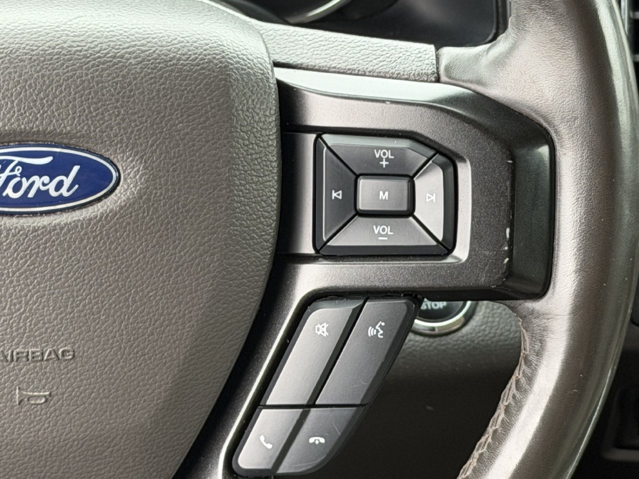 Used 2018 Ford Expedition Max Limited w/ Equipment Group 302A RWD image 13
