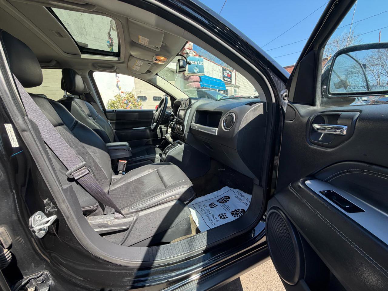 Used 2016 Jeep Compass High Altitude image 29