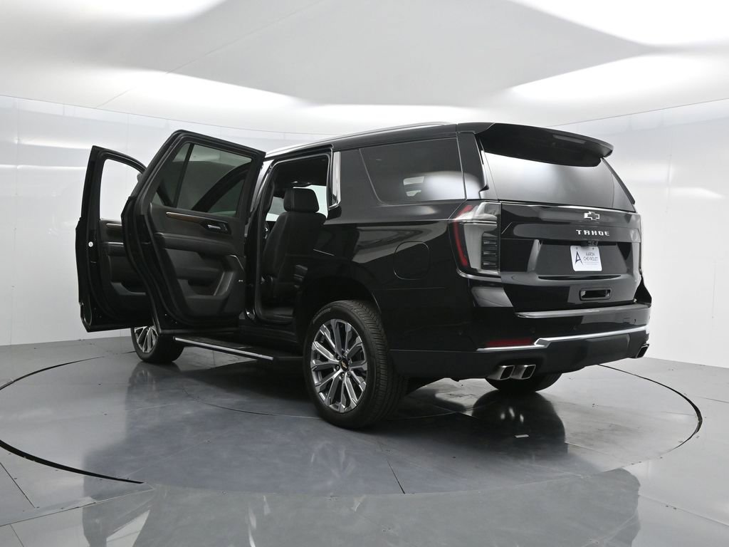 Used 2025 Chevrolet Tahoe High Country image 34