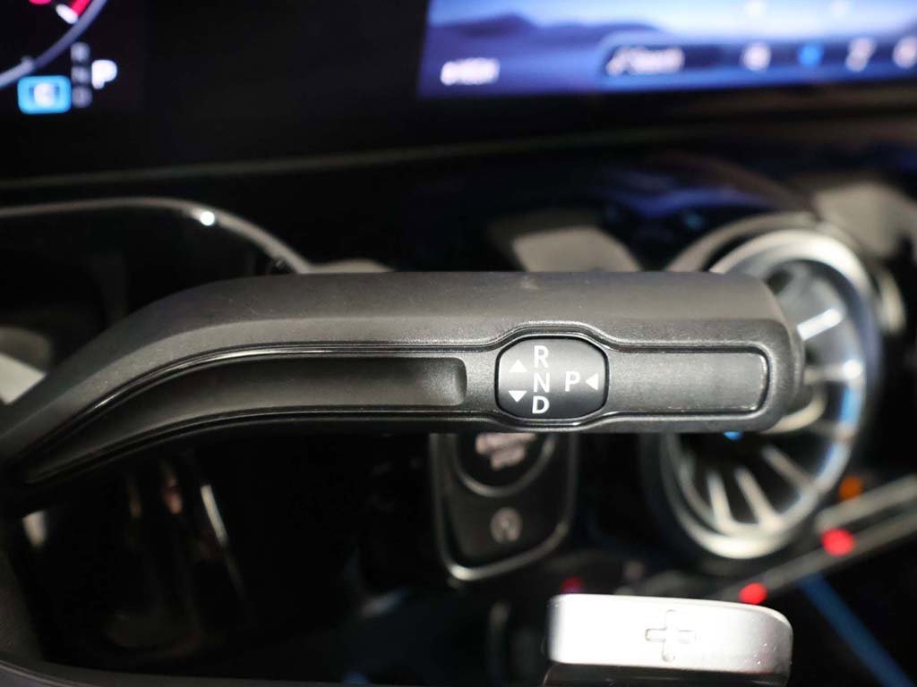 Used 2024 Mercedes-Benz GLA 250 4MATIC image 44