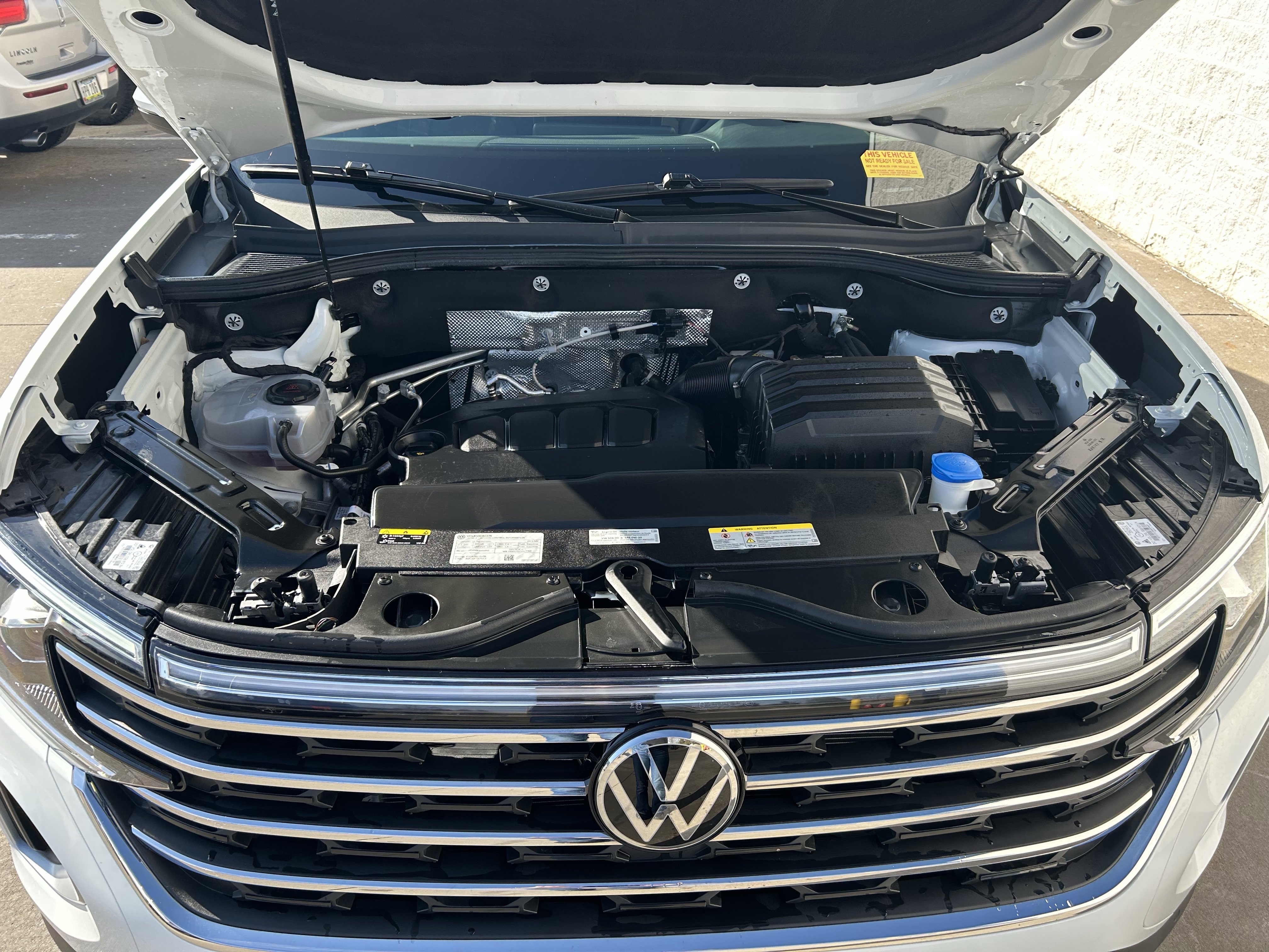 Used 2024 Volkswagen Atlas SE w/ Panoramic Sunroof Package image 10