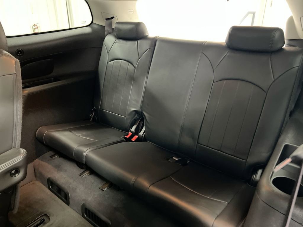 Used 2011 Buick Enclave CXL w/ Trailering Provision Package image 24