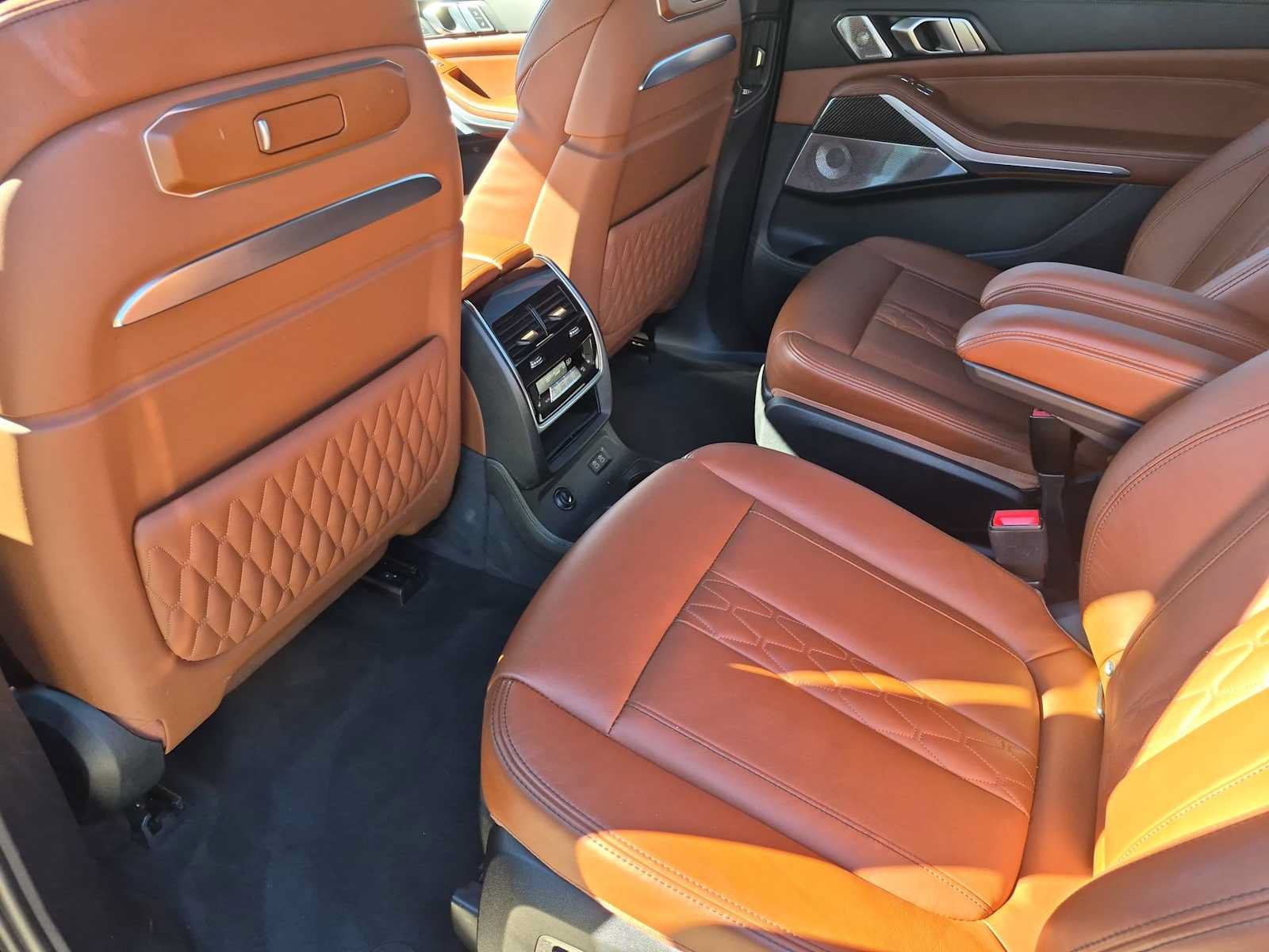 Used 2024 BMW X7 M60i w/ Executive Package AWD/4WD image 16