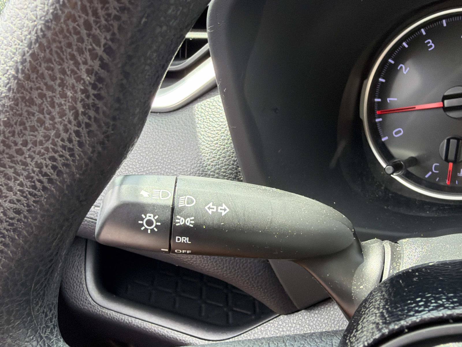 Used 2019 Toyota RAV4 LE w/ Carpet Mat Package FWD image 25