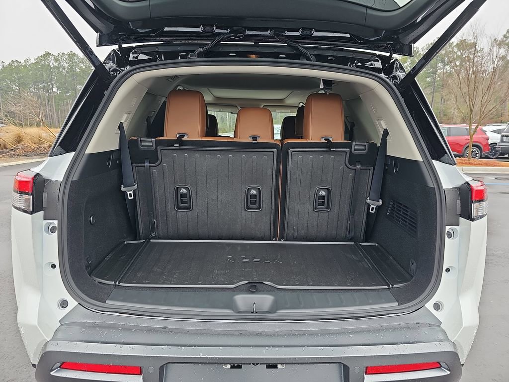New 2026 Nissan Pathfinder Platinum image 15