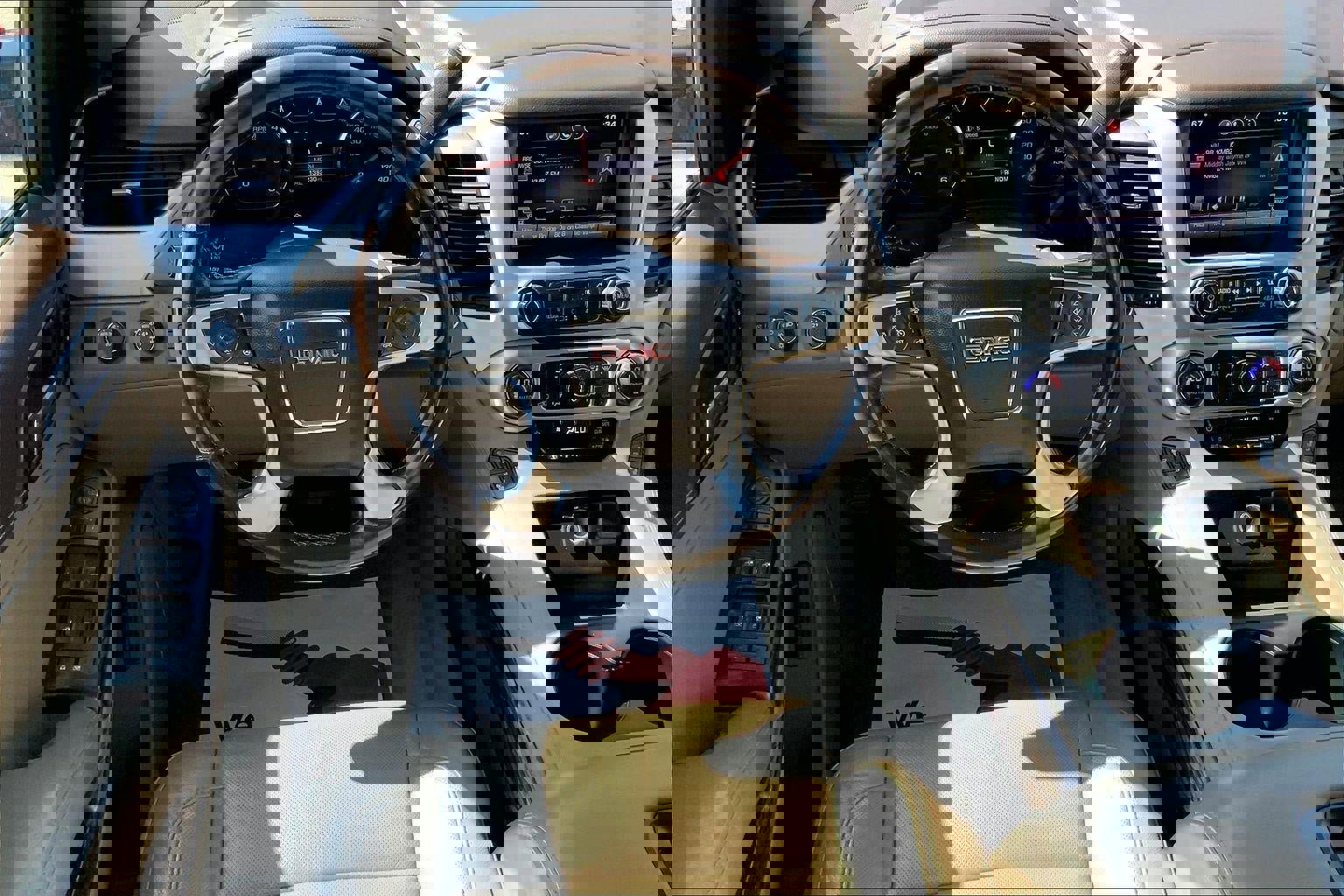 Used 2015 GMC Yukon XL SLT w/ Open Road Package AWD/4WD image 5