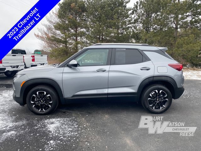 Used 2023 Chevrolet TrailBlazer LT image 3