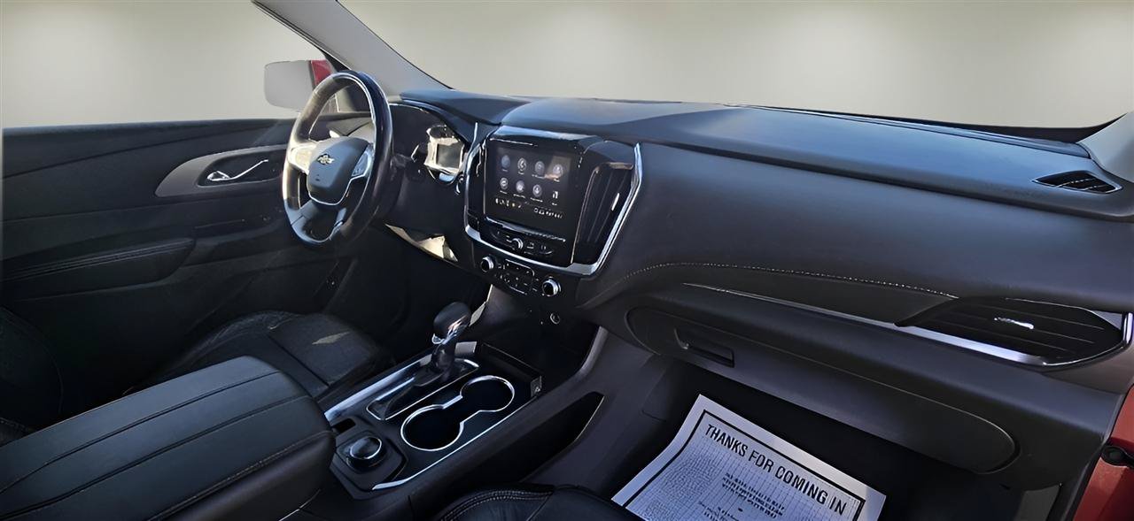 Used 2021 Chevrolet Traverse LT w/ LPO, Cargo Package AWD/4WD image 28