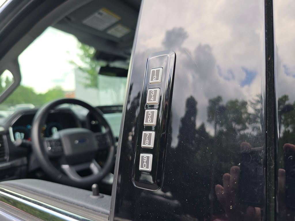 Used 2023 Ford F150 Lariat w/ Trailer Tow Package AWD/4WD image 24
