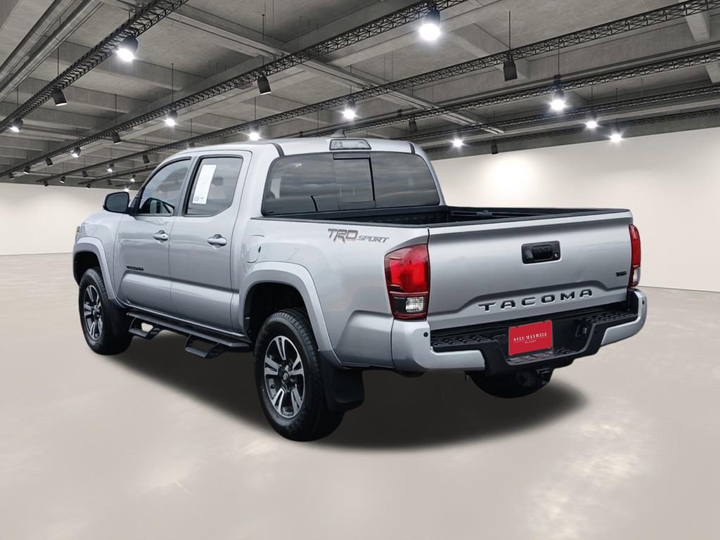 Used 2019 Toyota Tacoma TRD Sport w/ Technology Package RWD image 14