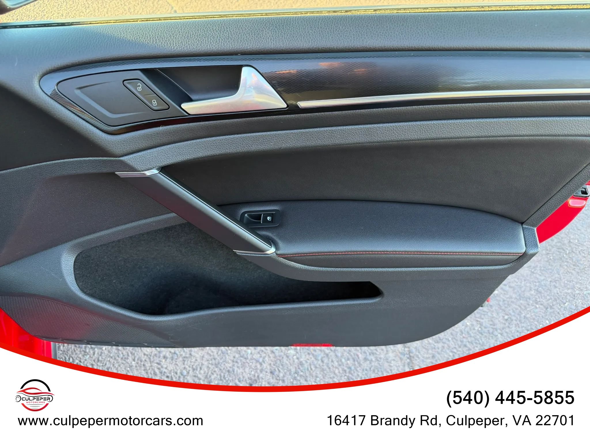 Used 2016 Volkswagen GTI SE w/ Lighting Package (SEL) FWD image 17