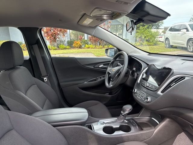 Used 2023 Chevrolet Malibu LT w/ Driver Confidence Package FWD image 11
