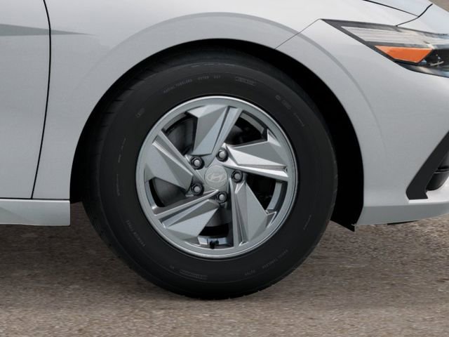 New 2026 Hyundai Elantra SE FWD image 8