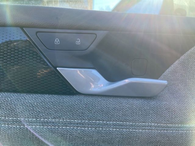 New 2026 Volkswagen Tiguan S image 21