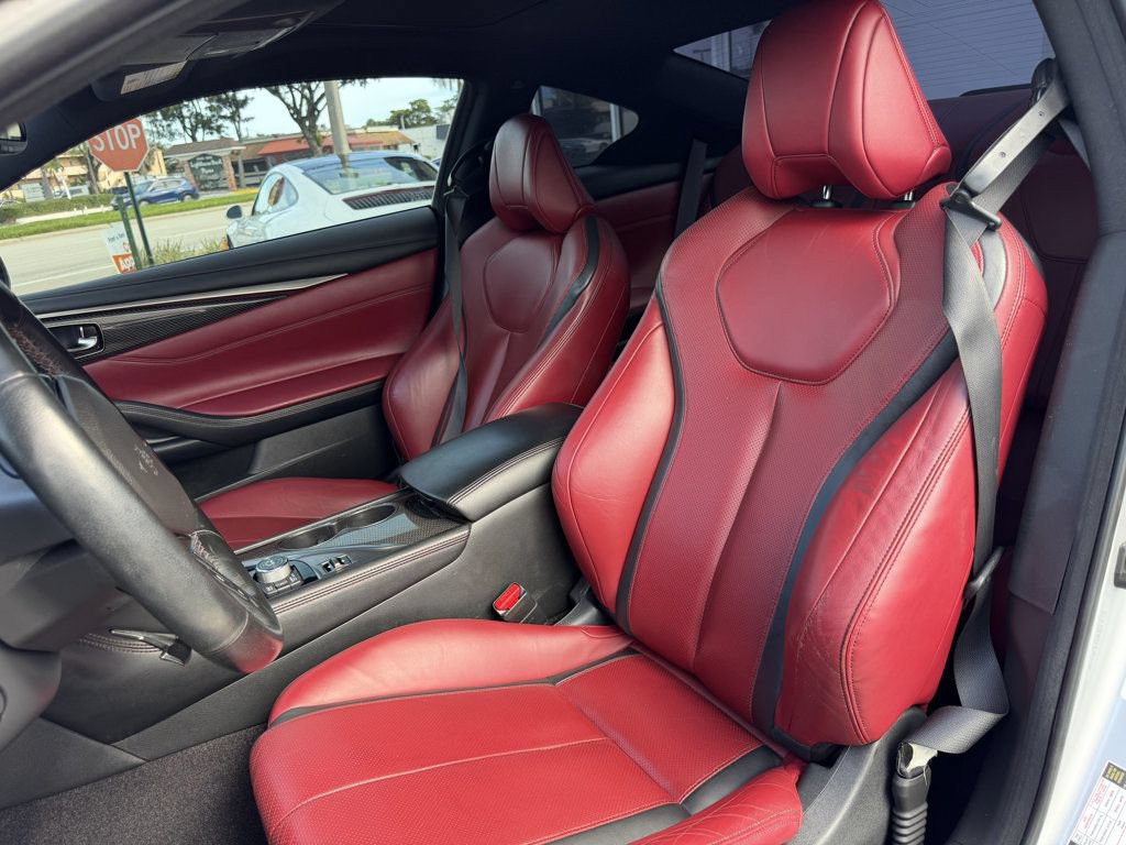 Used 2020 INFINITI Q60 Red Sport 400 AWD/4WD image 8