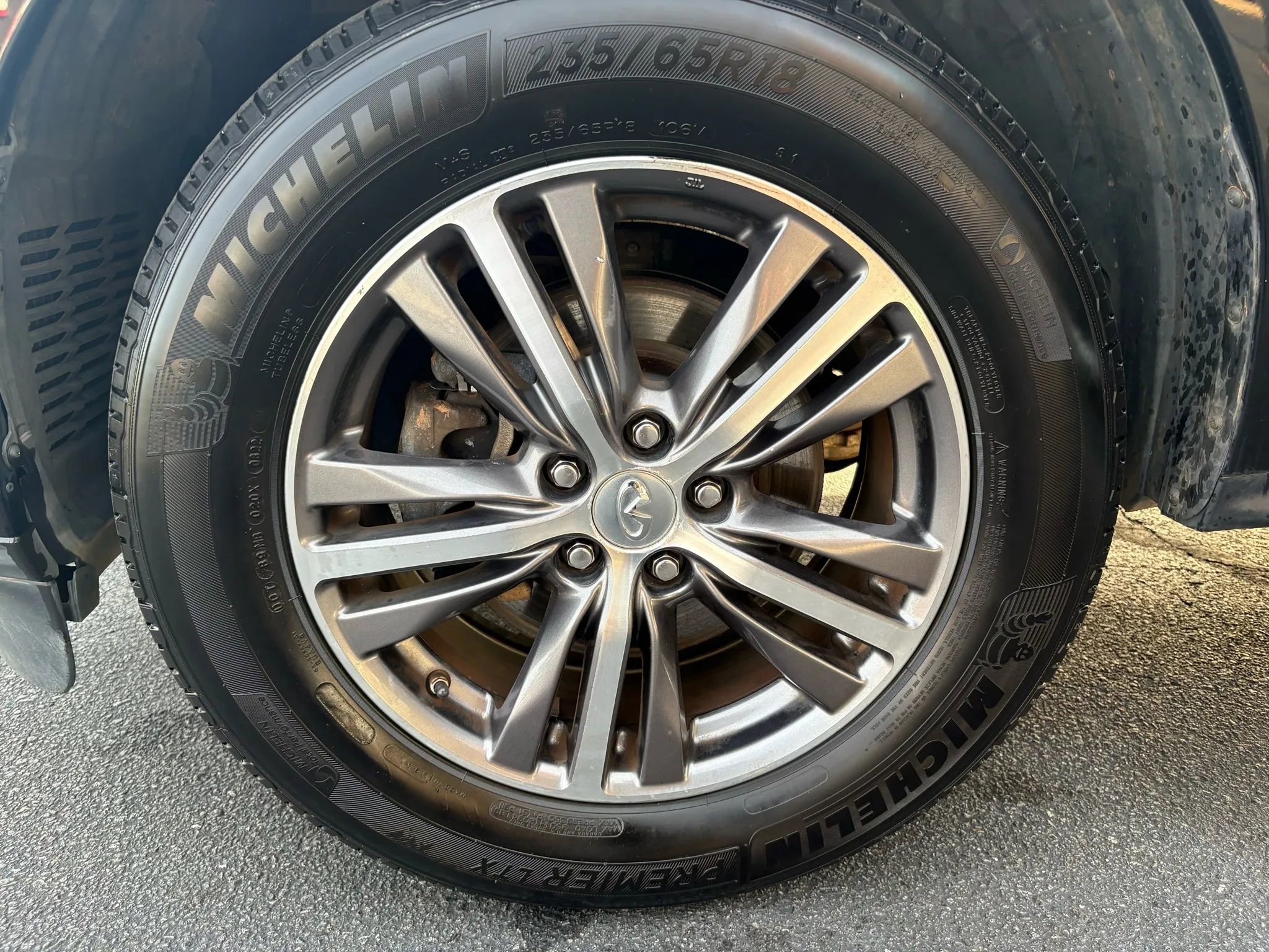 Used 2016 INFINITI QX60 3.5 Sport Utility 4D image 28