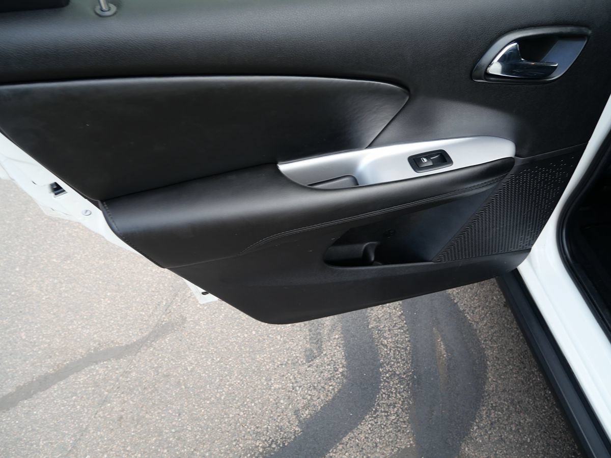 Used 2019 Dodge Journey SE w/ Connectivity Group FWD image 20